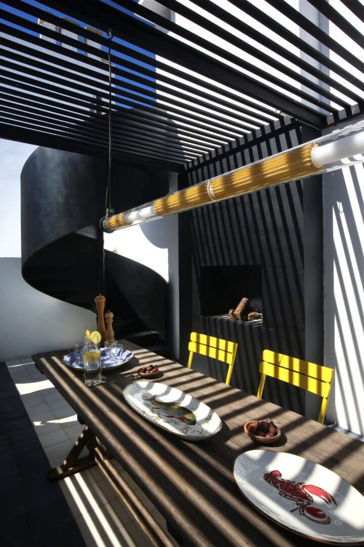 Roof top dinning table Tangier